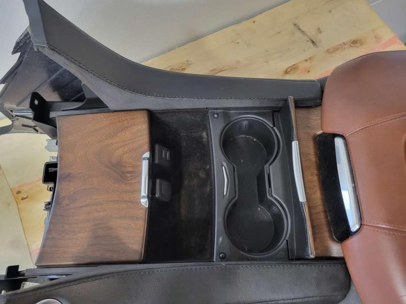 2015 ESCALAESV BLACK CENTER CONSOLE W/VECCHIO BROWN 1165 - image 6