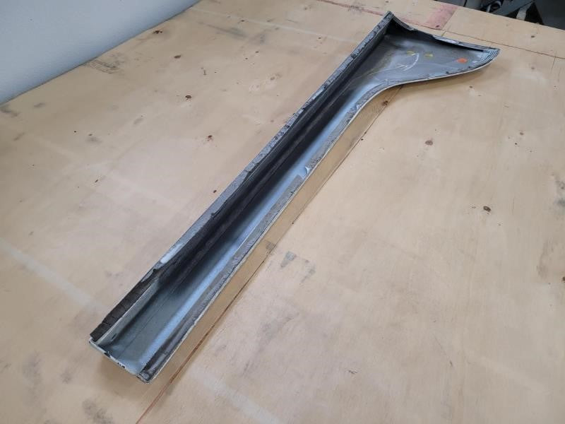 2006 YUKONXL15 DENALI LH DRIVER REAR DOOR MOULDING 1190 - image 10
