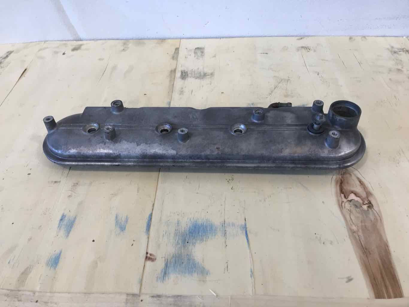 2005 SILVRDO15 RH VALVE COVER 12561821 1222 - image 4