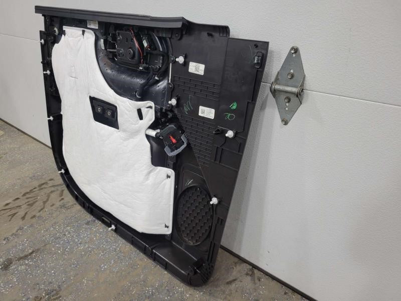 2020 SIERRA150 RH PASSENGER FRONT DOOR TRIM PANEL A 1240 - image 8