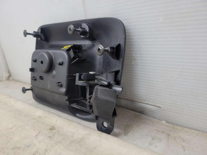 2017 SILVRDO15 LH DRIVER REAR DOOR HANDLE 13590554 1310 - image 8