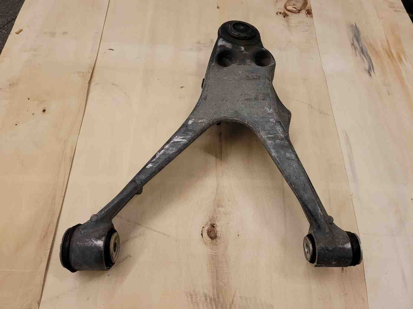 2007 CORVETTE LH DRIVER FRONT LOWER CONTROL ARM 54K MILES 1331 - image 5