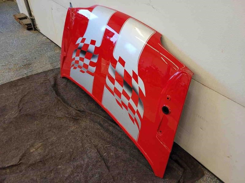 2002 CAMARO RED, 35TH ANNIV STRIPES, NO SPOILER 1344 - image 3
