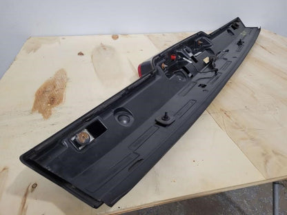 2010 YUKONXL15 THIRD BRAKE LIGHT WITH BLACK SPOILER 1370 - image 11