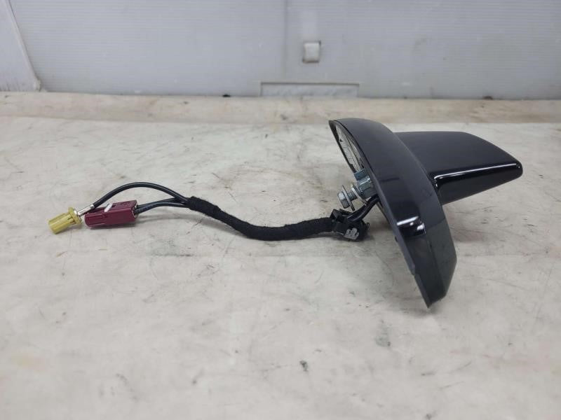 2016 ESCALADE 23258459 SHARK FIN ANTENNA 1374 - image 5