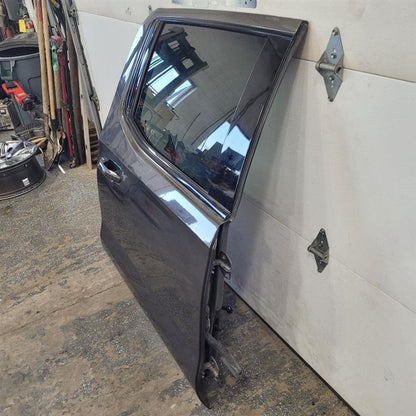 2019 SIERRA150 RH PASSENGER REAR DOOR SCORPION META 1399 - image 2