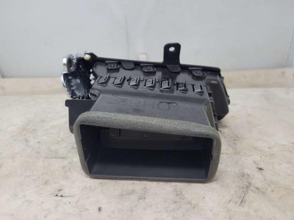 2016 ESCALADE PASSENGER RH OUTER DASH VENT 2294683 1502 - image 3