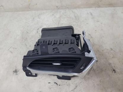 2016 ESCALADE PASSENGER RH OUTER DASH VENT 2294683 1502 - image 5