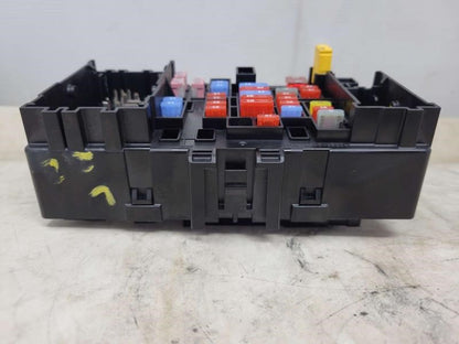 2016 ESCALADE 23418063 LH DASH FUSE BOX JUNCTION P 1573 - image 4