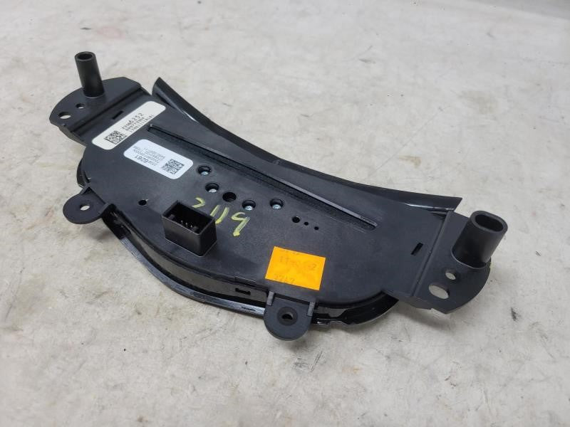 2018 ESCALAESV 84304790 DISC BEZEL & RADIO NAVIGATI 1580 - image 6