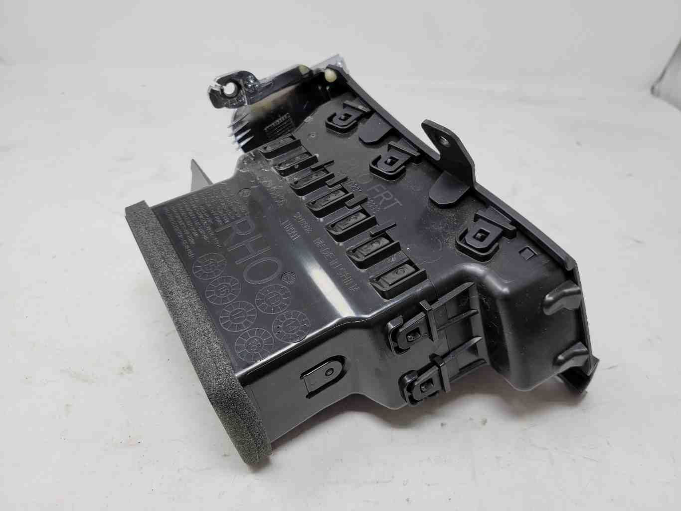 2015 ESCALAESV DASH VENT 22946836 RH OUTER DASH 1586 - image 4