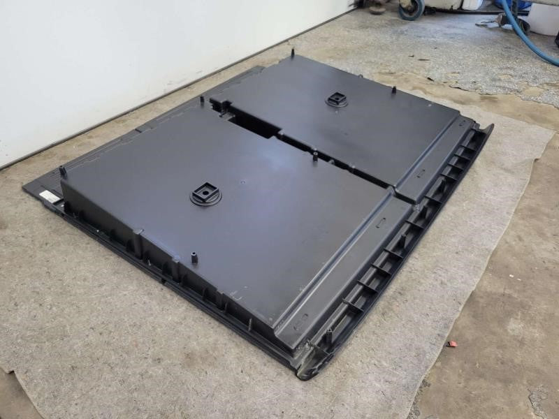 2015 ESCALAESV OEM CARGO BOX FLOOR STORAGE ***FITS 1588 - image 10