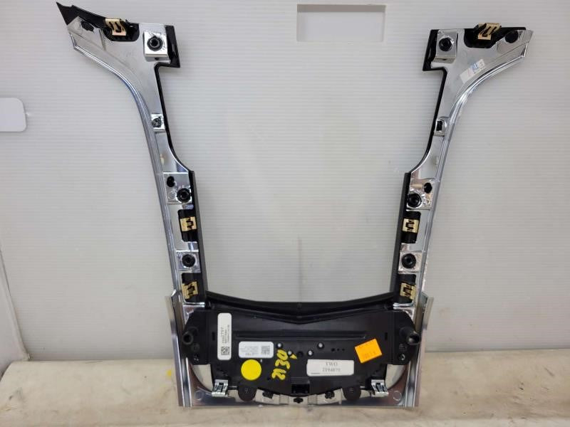 2015 ESCALAESV CUE RADIO BEZEL SURROUND TRIM 228082 1591 - image 8