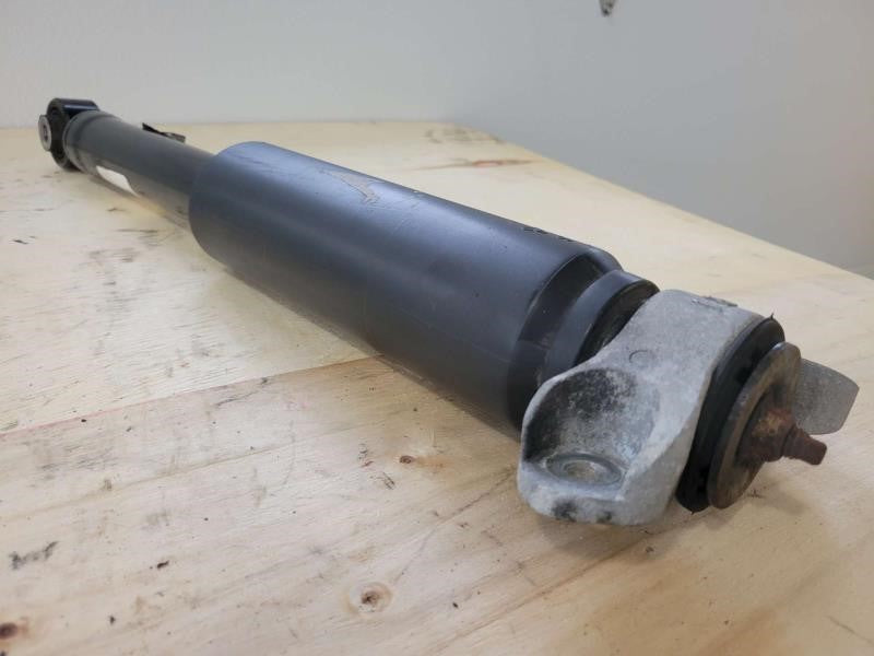 2017 CAMARO RH PASSENGER REAR SHOCK ABSORBER 84084730 15 - image 4