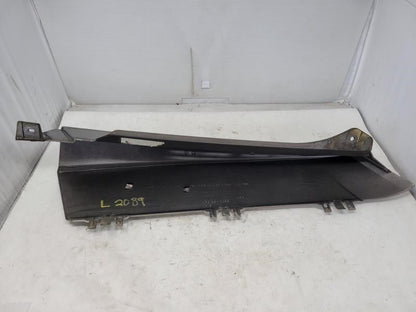 2014 ESCALAESV LH D PILLAR APPLIQUE MAGNA STEEL MET 1619 - image 5