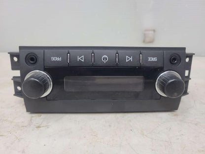 2007 EXT 15112299 CENTER CONSOLE REAR AUDIO C 1631 - image 1