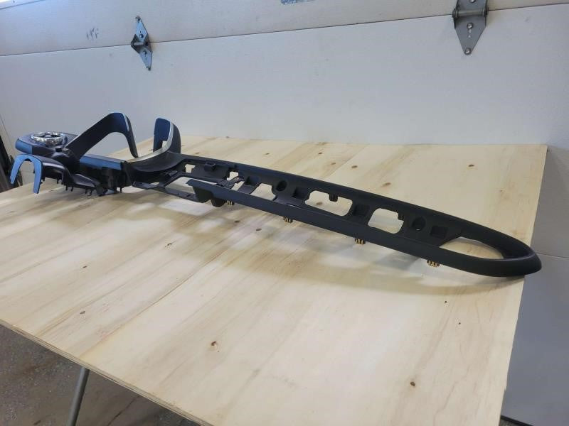 2020 CAMARO DASH CLUSTER RADIO BEZEL WITH START 1655 - image 6