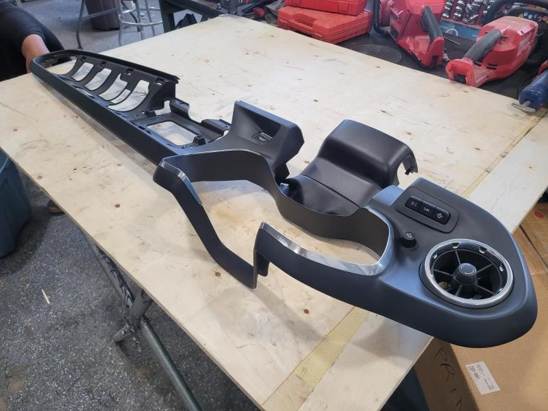2018 CAMARO CLUSTER RADIO DASH BEZEL TRIM 842258 1668 - image 5