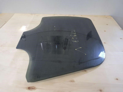 2004 ESCALADE LH DRIVER REAR DOOR GLASS 1721 - image 2