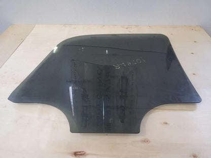 2004 ESCALADE LH DRIVER REAR DOOR GLASS 1721 - image 5