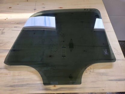 2005 ESCALADE LH DRIVER REAR DOOR GLASS 1722 - image 4