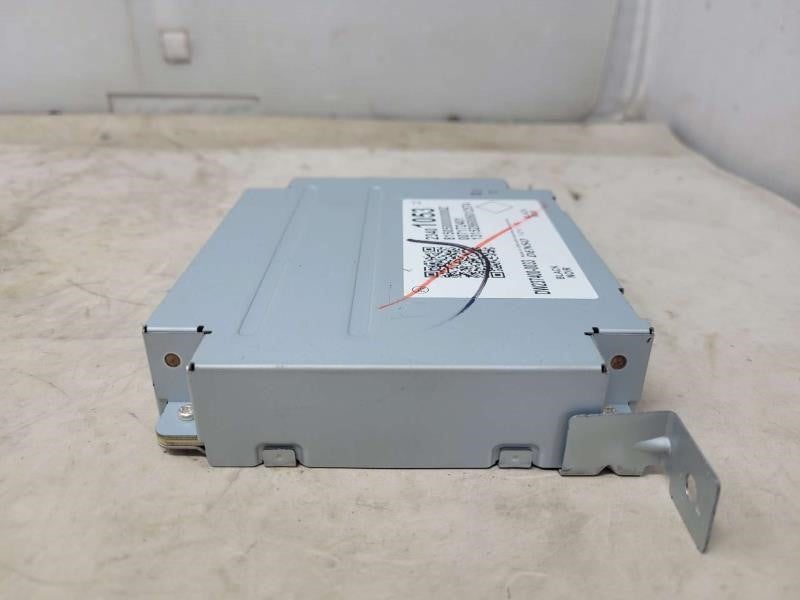 2016 ESCALADE 23401053 360 SURROUND VIEW MODULE 1823 - image 4
