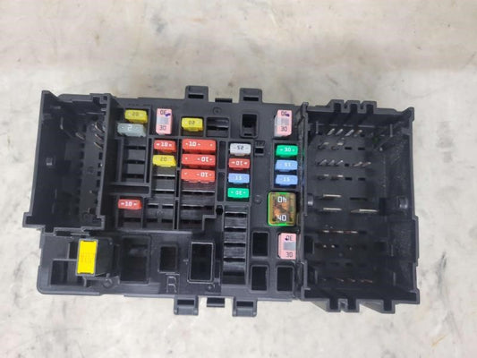 2019 ESCALAESV 84114433 RH DASH CABIN FUSE BOX 1839 - image 1