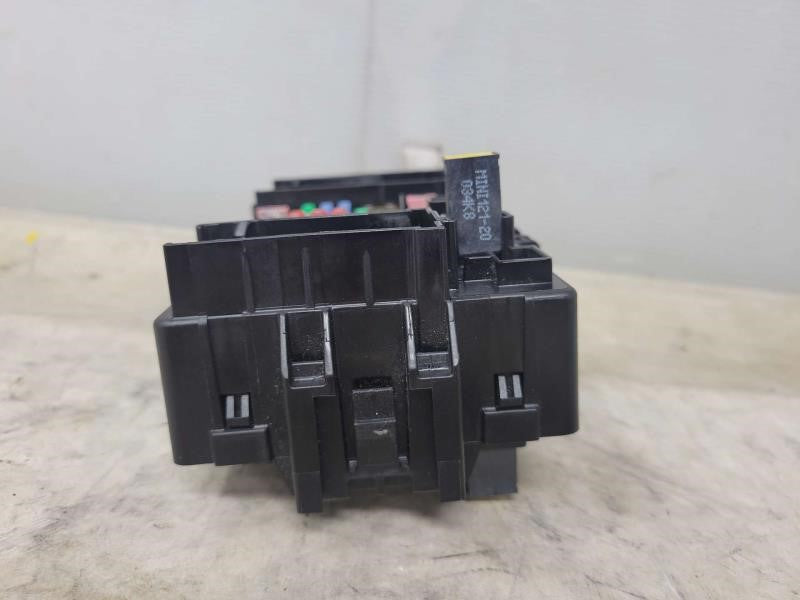 2019 ESCALAESV 84114433 RH DASH CABIN FUSE BOX 1839 - image 5