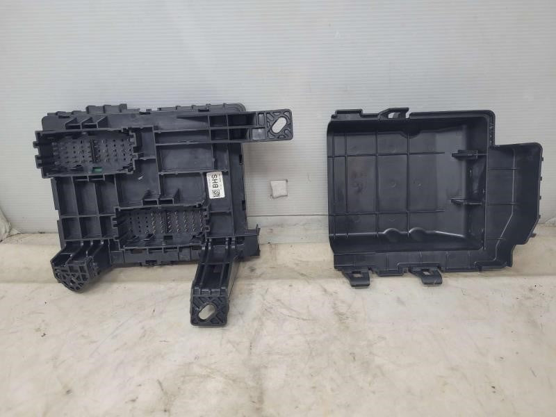 2018 SILVRDO15 LH DRIVER DASH/FLOOR JUNCTION FUSE B 1845 - image 10