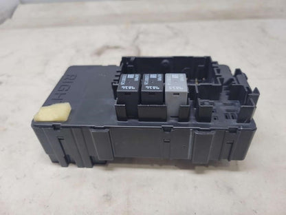 2018 SILVRDO15 RH PASSENGER DASH FUSE BOX JUNCTION 1847 - image 1