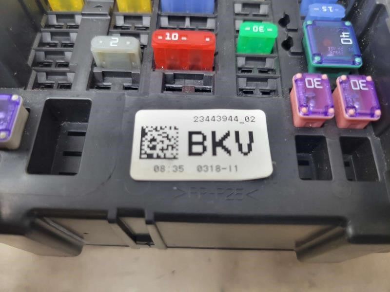 2018 SILVRDO15 RH PASSENGER DASH FUSE BOX JUNCTION 1847 - image 7