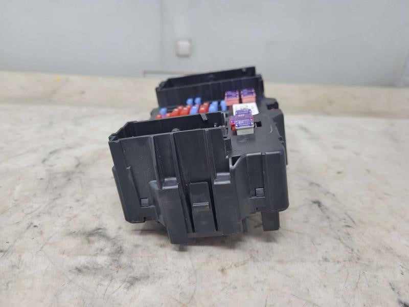 2017 SIERRA150 23459422 LH DRIVER DASH FUSE BOX JUN 1855 - image 2