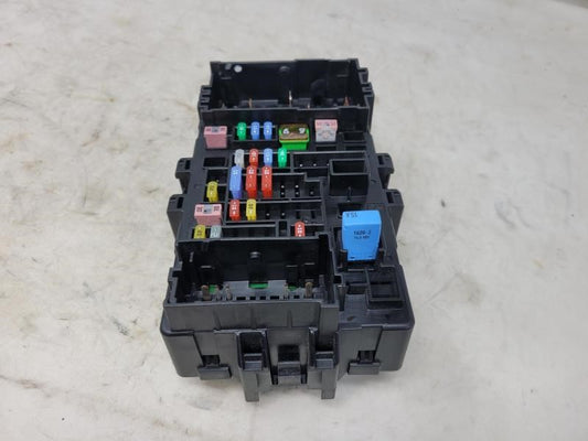 2015 YUKON 23200661 DASH FUSE JUNCTION PANEL 1863 - image 2