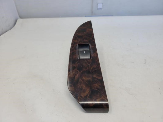 2013 YUKON RH REAR WINDOW SWITCH, DENALI TRIM 1874 - image 1
