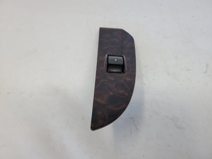 2013 YUKON RH REAR WINDOW SWITCH, DENALI TRIM 1874 - image 2