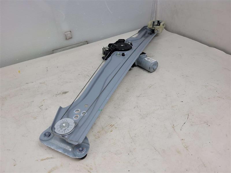 2019 SIERRA150 LH DRIVER REAR POWER WINDOW MOTOR RE 1876 - image 2