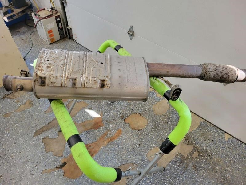 2019 ESCALAESV MUFFLER ASSEMBLY AS PICTURED 1902 - image 1