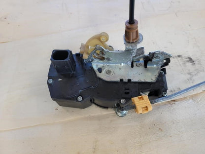 2010 ESCALADE FRONT PASSENGER RH DOOR LATCH 259550 1930 - image 6