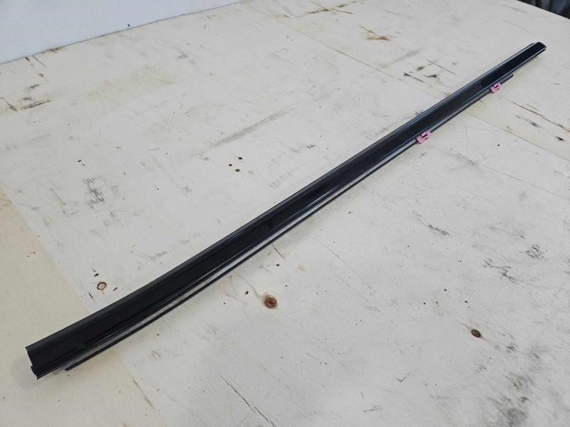 2020 SIERRA150 LH DRIVER FRONT DOOR BELT WINDOW REV 1944 - image 2