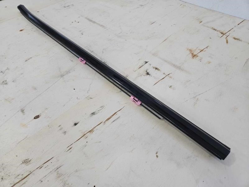 2020 SIERRA150 LH DRIVER FRONT DOOR BELT WINDOW REV 1944 - image 3