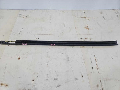 2020 SIERRA150 LH DRIVER FRONT DOOR BELT WINDOW REV 1944 - image 7