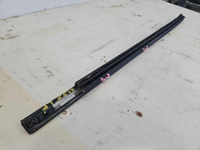 2020 SIERRA150 LH DRIVER FRONT DOOR BELT WINDOW REV 1944 - image 8