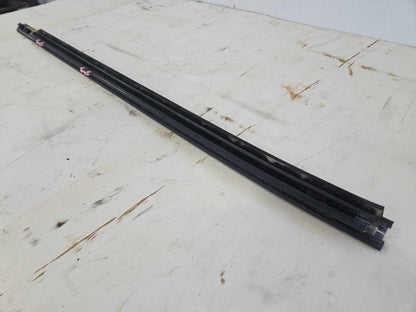 2020 SIERRA150 LH DRIVER FRONT DOOR BELT WINDOW REV 1944 - image 9