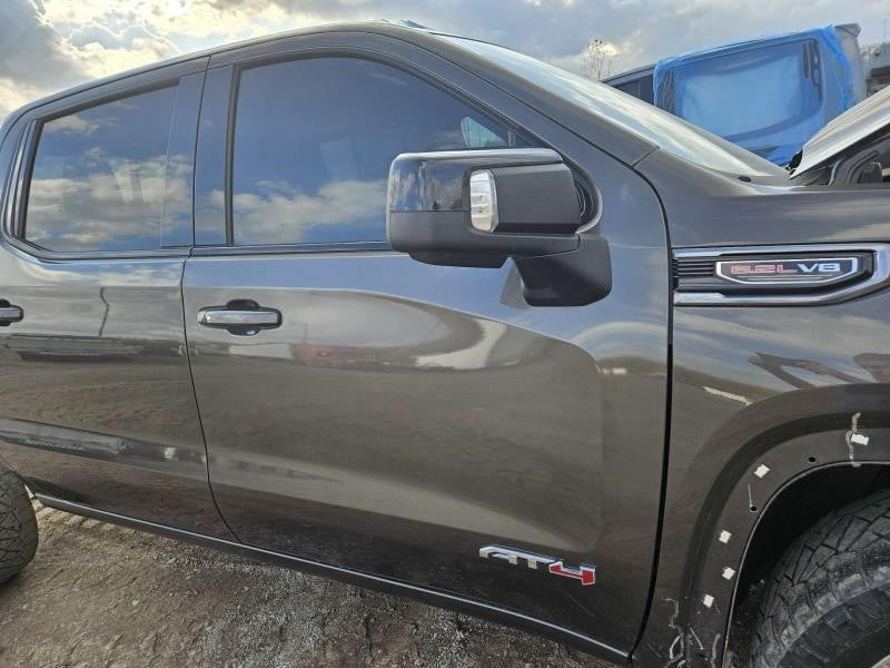 2019 SIERRA150 RH PASSENGER FRONT DOOR SCORPION MET 1953 - image 15
