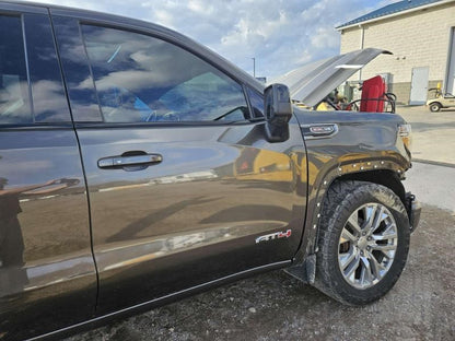 2019 SIERRA150 RH PASSENGER FRONT DOOR SCORPION MET 1953 - image 16