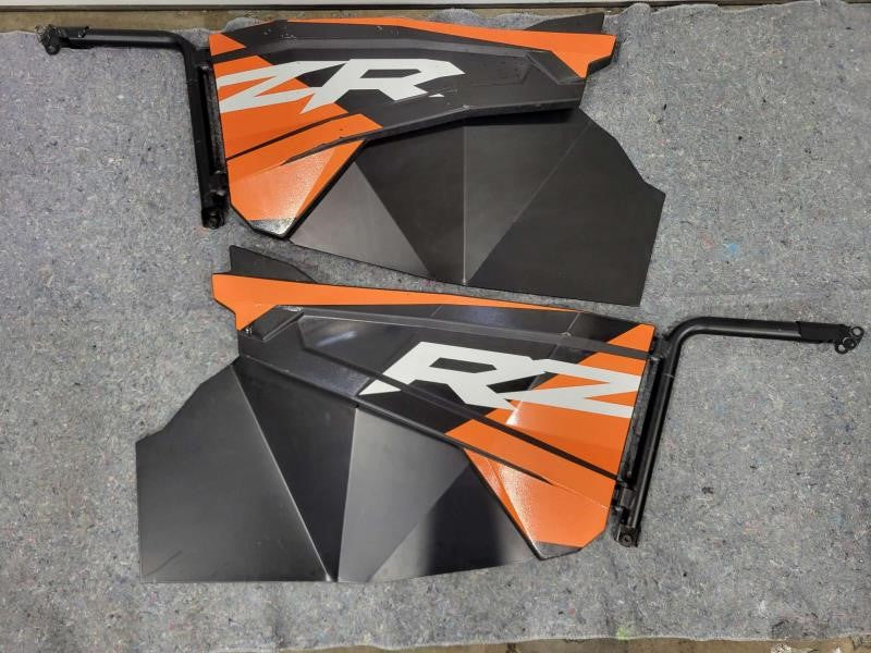 2020 POLUTV LH RH FRONT DOORS WITH METAL LOWER C 196 - image 1