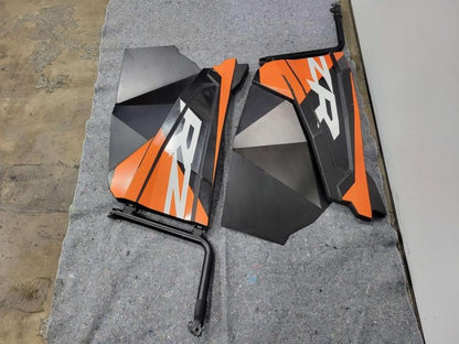 2020 POLUTV LH RH FRONT DOORS WITH METAL LOWER C 196 - image 2