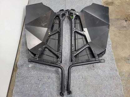 2020 POLUTV LH RH FRONT DOORS WITH METAL LOWER C 196 - image 6