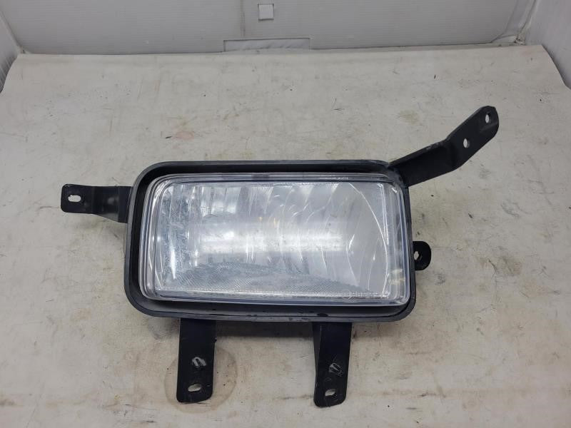 2015 YUKON LH FRONT FOG LIGHT W/BRACKET 1998 - image 1
