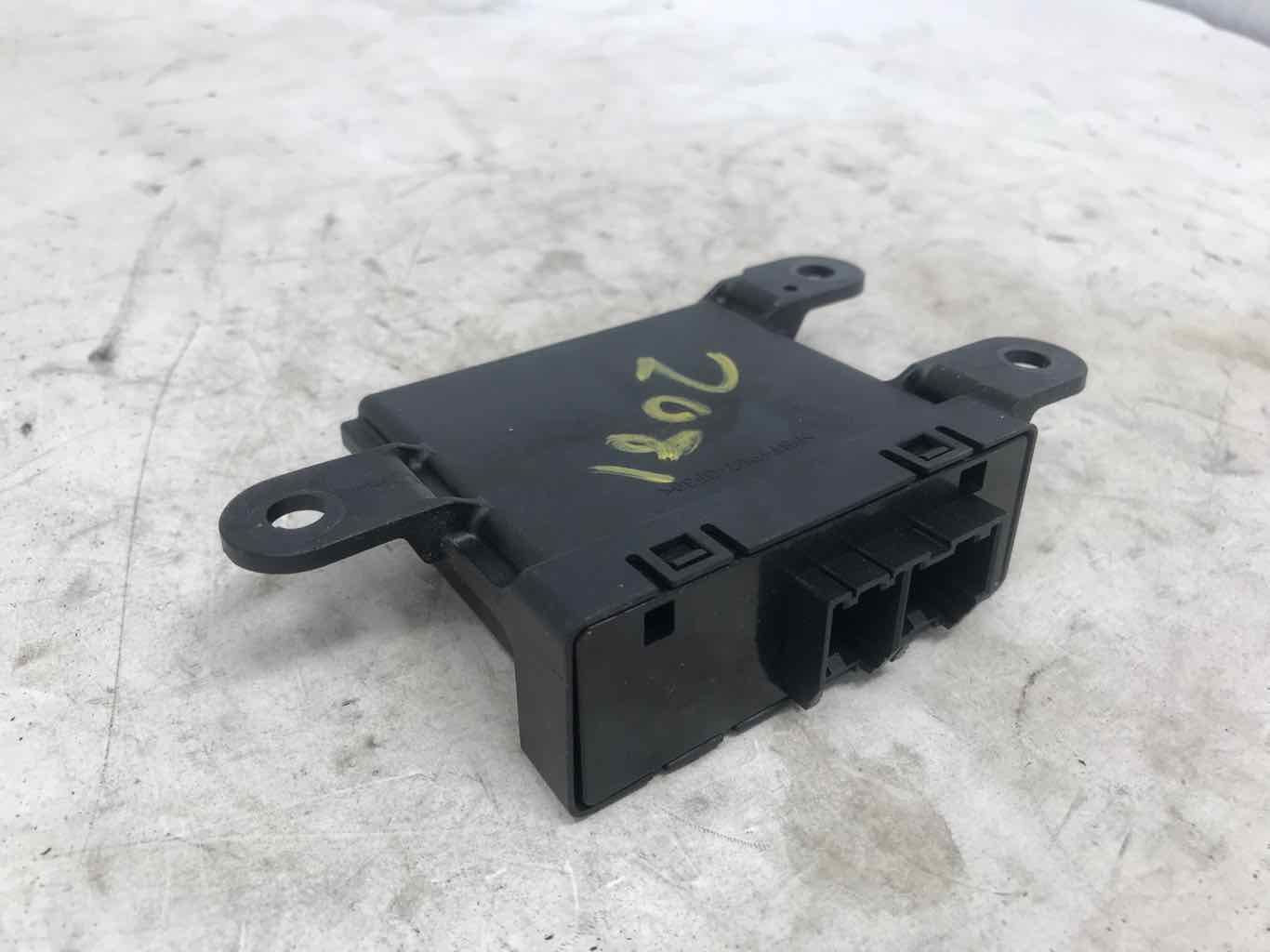 2014 CAMARO 20925650 PARK ASSIST MODULE 2007 - image 6